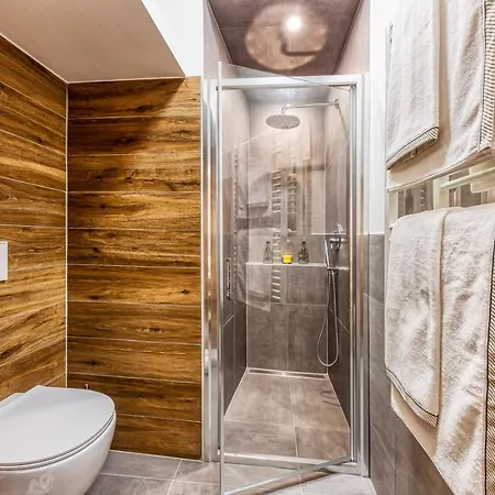 Elegante Pied A' Terre Nel Centro Di Γένοβα